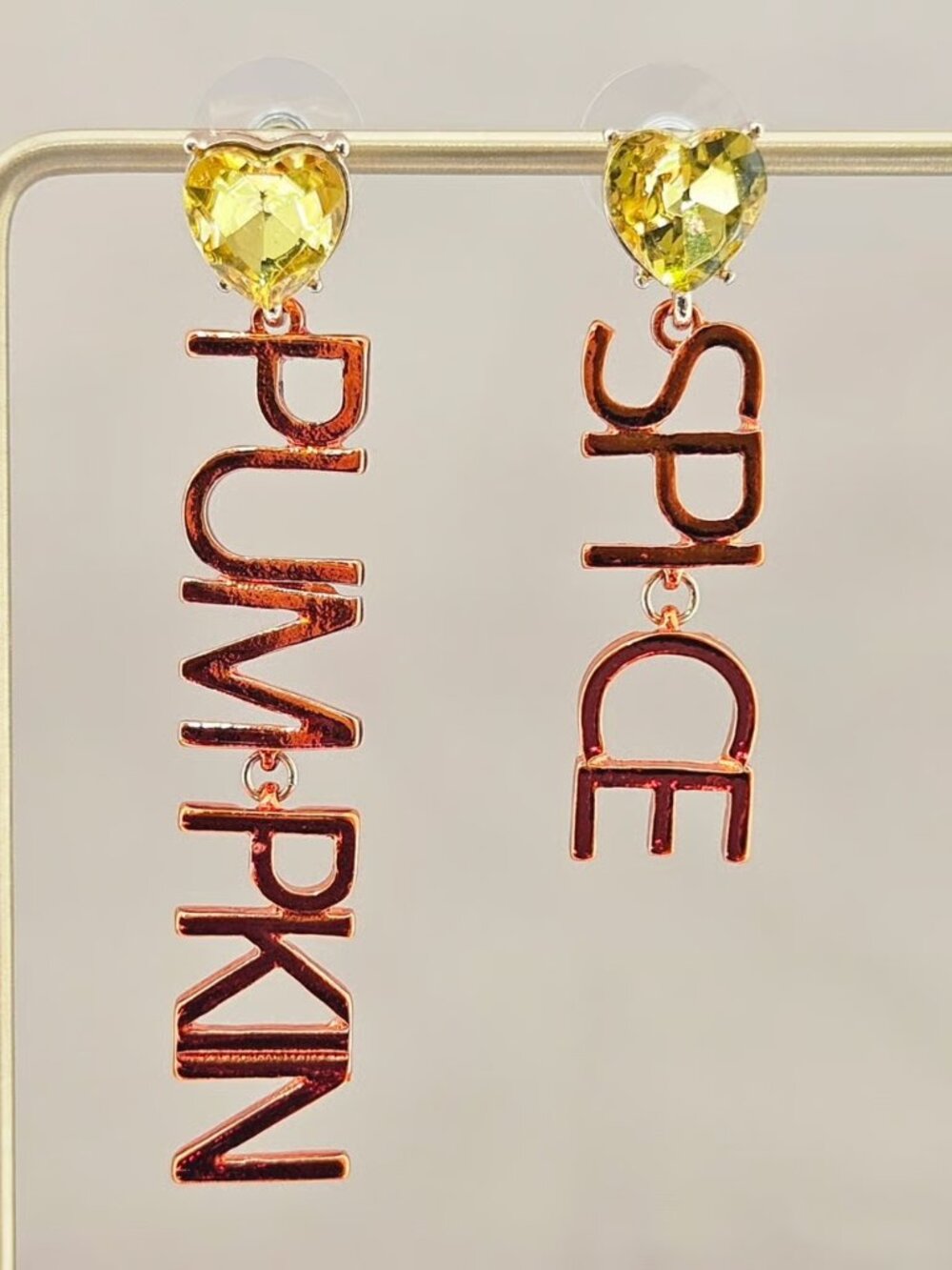 🍂 Betsey Johnson Pumpkin Spice Mismatched Drop Earrings NWT